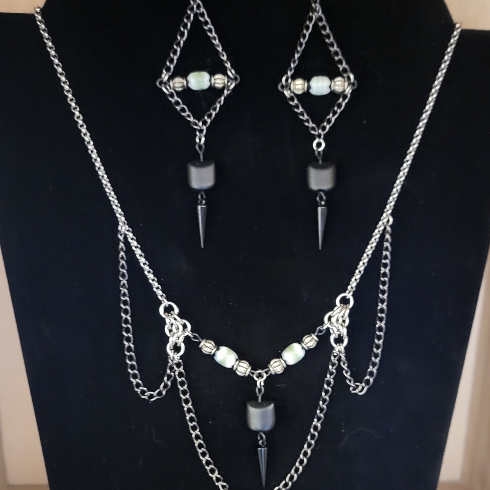 Elegant Stainless, Gun Metal, and Green Cats Eye Jewelry Set